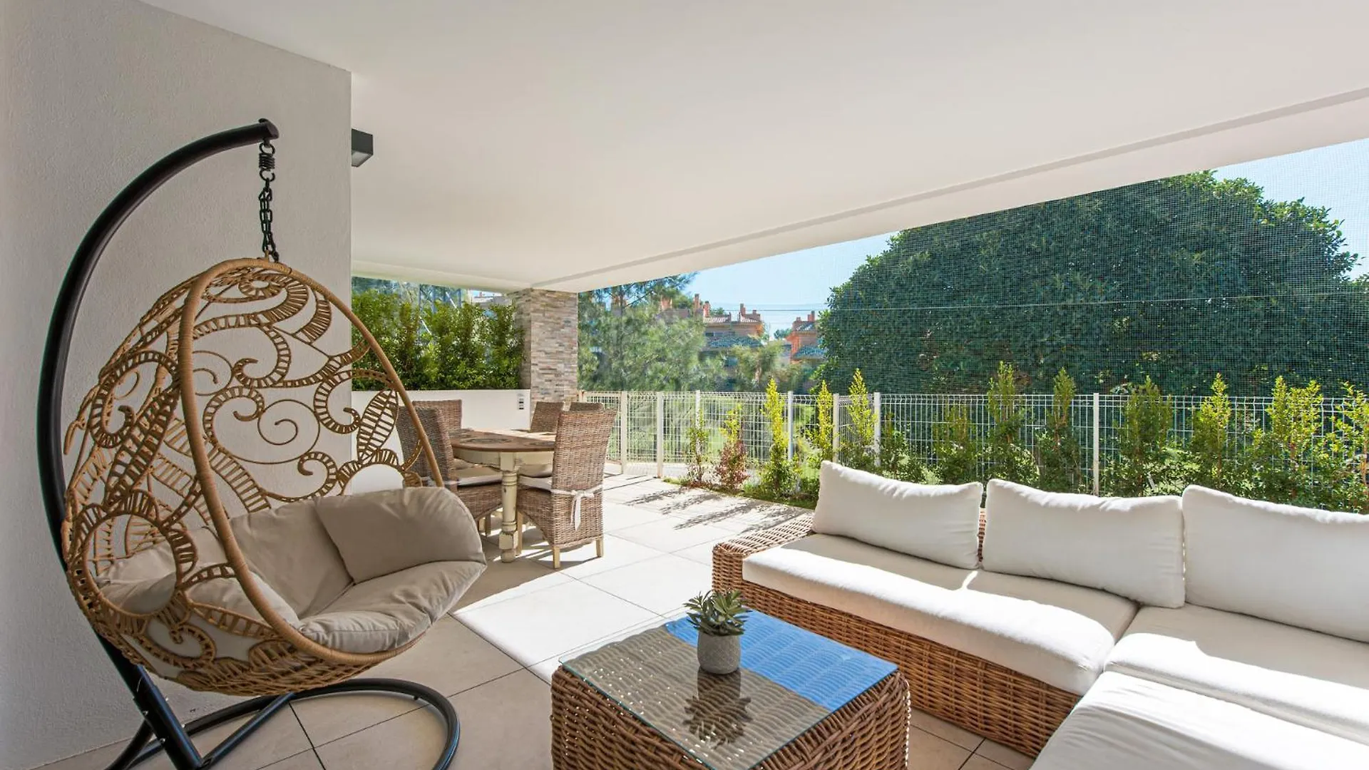Stay U-Nique Apartment Romana Μαρμπέλλα