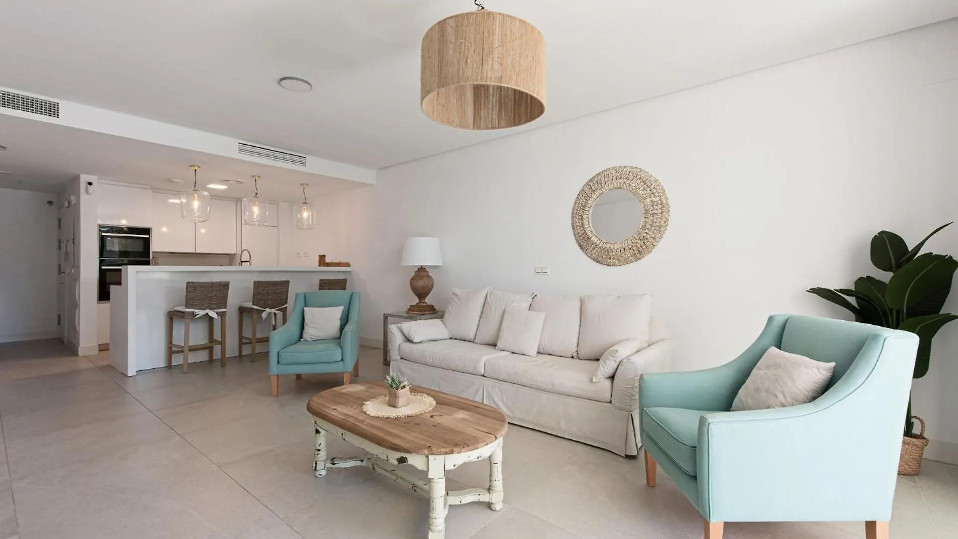 Stay U-Nique Apartment Romana Μαρμπέλλα