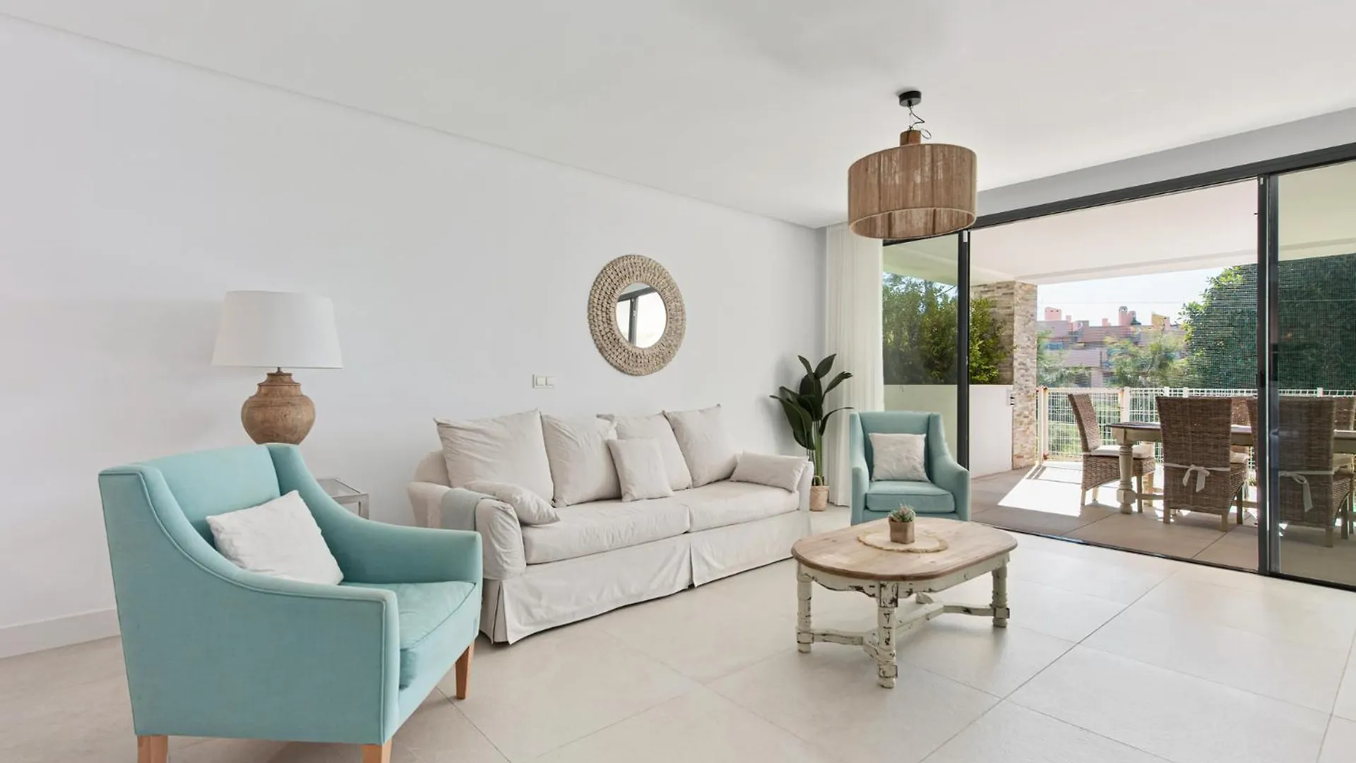 Stay U-Nique Apartment Romana Μαρμπέλλα